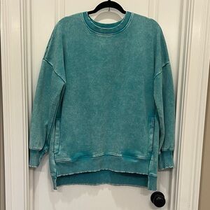 Zenana Outfitters Teal Sweatshirt